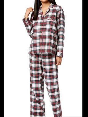 🎅 2 Pc White & Red Button Up Plaid Christmas Pajamas Size L Flannel Collared